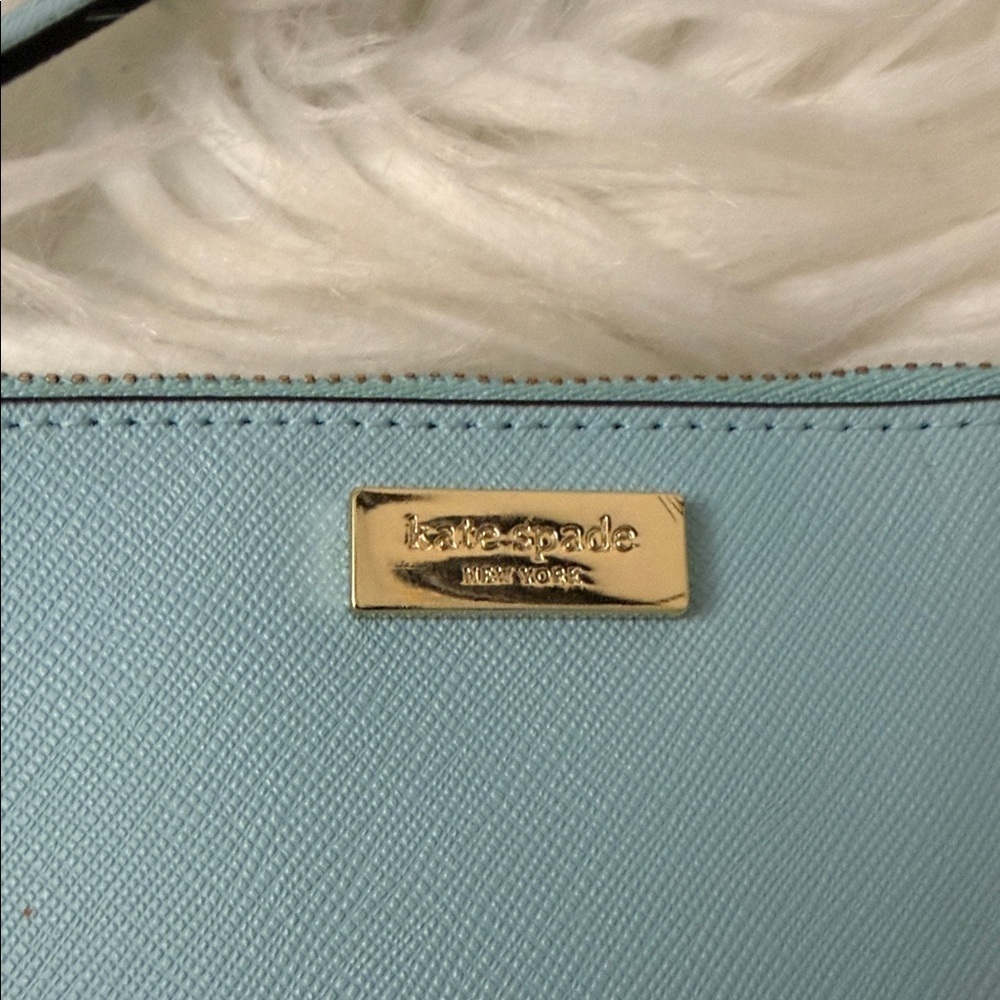 Kate Spade Light Blue Wristlet Clutch. NWOT - Picture 2 of 7